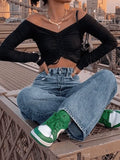 Light Washed Boyfriend Jeans-Outfit