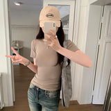 Round-Necked Short-Sleeved T-Shirt A New Summer Spicy Girl Looks Thin, Casual And Beautiful T-Shirt.-Outfit
