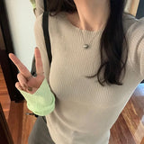 Version Of Chic Round Neck, Coloured Sleeves, Knitted Sweater, Autumn And Winter, A New Slim, Thin, Underwear Sweater-Outfit