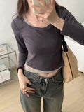 Long-Sleeved T-Shirts Are Worn Inside The Collarbone Jackets Of The New Early Autumn Designer.-Outfit