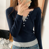 Desire To Fake Two V-Collar Long-Sleeved T-Shirts For Women In Early Autumn, The New Design Feels Like A Small Group Of Slim Spicy Girls' Short Blouses.-Outfit
