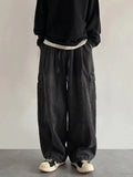 Men's Vintage Loose Cargo Jeans-Outfit