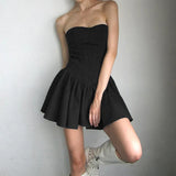 Wind Design Sensitive Fishbone Waist Wipe Chest Skirt 2024 New Summer Temperament Age-Reduced Bare-Back Canopy Small Black Skirt-Outfit