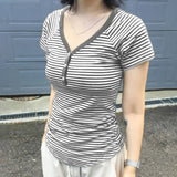 Trendy Base Simple Stripe Bump V Collar Three Buckle Short-Sleeved T-Shirt Top 2025