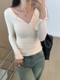 Tight V-Collar Skinny Bottomed Shirt Long-Sleeved T-Shirt Women's Early Autumn New Design Feel A Small Number Of Pure Desire To Wear Inside The Jacket-Outfit