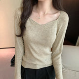 Woman's Clavicle Sweater Shows A Slim And Leaky Collarbone With A Square Collar In The Autumn And Winter.-Outfit