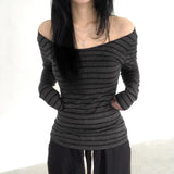 Striped Shoulder Long-Sleeved Blouse With A Lazy Wind And A Light Smock To Cover The Meat Shows A Thin T-Shirt.-Outfit