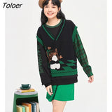 Women Knit Vest 2022 Autumn Sleeveless V Neck Loose Sweaters Green Panda Print Casual Chic Designer