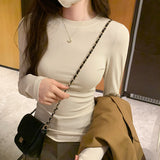 Round-Necked Solid Color Long-Sleeved Shoulder T-Shirt With A New Autumn And Winter Skinny Basic T-Shirt-Outfit