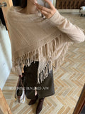 Xixi 2025 Autumn New White Standard Temperament Wool Pure Color Knitted Ray Cape Shawl Shawl Shawl