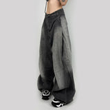 The New Summer Style Water Wash Color Waist Pleated Loose Trouser Legs Casual Fashion Show Skinny Jeans-Outfit