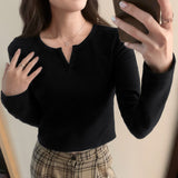 White Long-Sleeved T-Shirt For Women With Autumn And Winter Spicy Girls Short Style Slim V-Collar Bottomed Blouse-Outfit