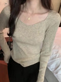 Woman's Clavicle Sweater Shows A Slim And Leaky Collarbone With A Square Collar In The Autumn And Winter.-Outfit