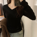Style Ins Solid Color V-Collar Long-Sleeved Bottomed T-Shirt For Women In Autumn And Winter-Outfit