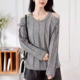 Dongmen Design Sense Minority Open-Shoulder Sweater Women's 2024 Autumn And Winter New High-End Relaxed Lazy Long-Sleeved Blouse-Outfit