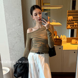 Xixi 2025 Autumn New White Label Elegant Oblique Shoulder Imitation Wool Knitted Shirt Long Sleeve Top Sweater