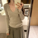 Wind Black Thin V-Neck Knitted Sweater Women's Autumn And Winter New Ins100 Long-Sleeved Blouse-Outfit