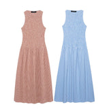 New Sleeveless-Less-Mocked Flute Dress