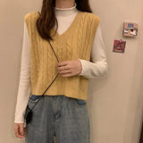 and Autumn Models 2021 New Women's Sweater White V-neck Vest Vest Sweater Sweater Loose Short Outer Jacket